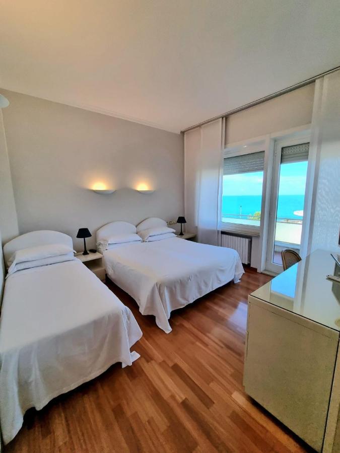 Grand Hotel Passetto Ancona Eksteriør bilde